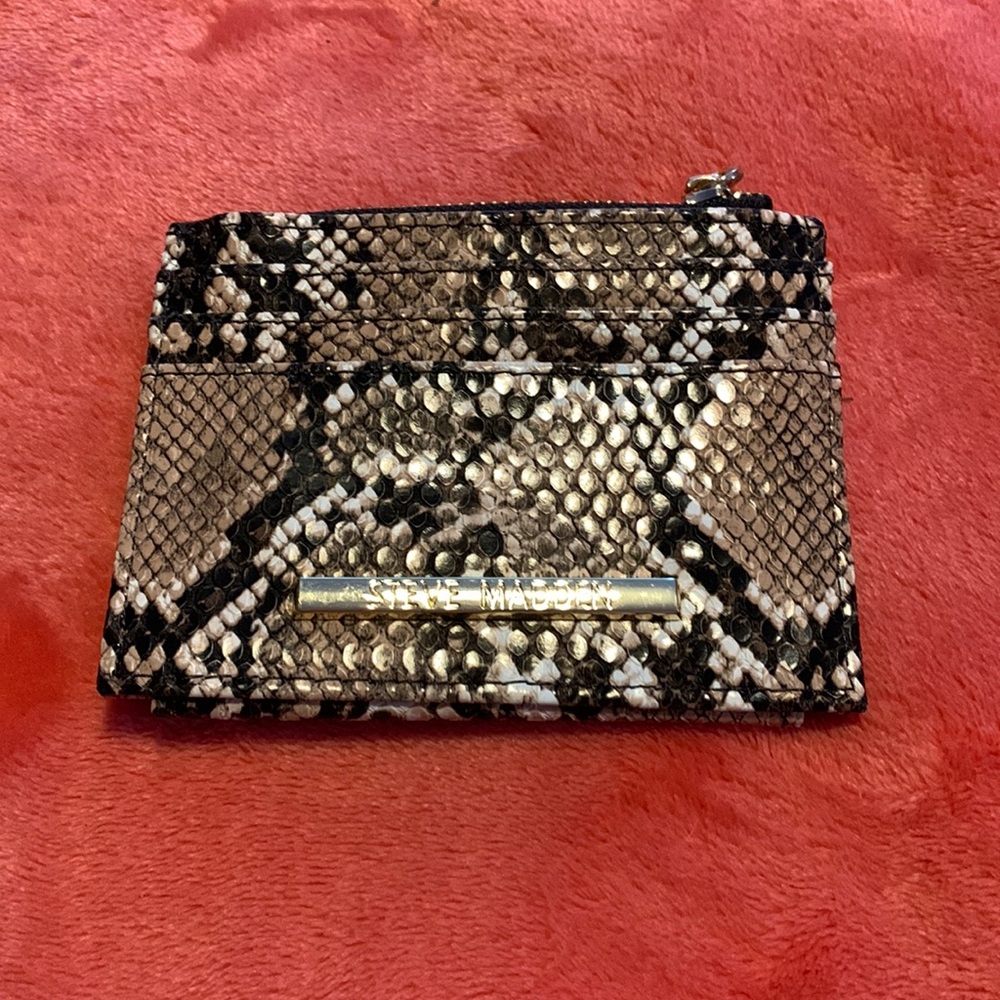 Steve Madden Snake-Print Card Holder in Black, White, Gray